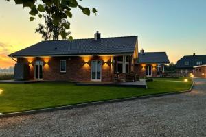 Unterkünfte Ferienwohnungen & Ferienhäuser auf dem Reiterhof Tramm