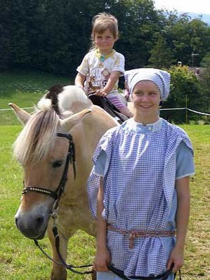 Reiterspiele auf dem Ponyhof