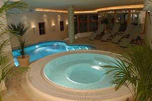 Relaxen in unserer Luxeriösen Pool Landschaft 